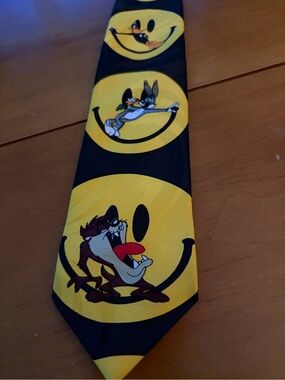 VTG 1996 Warner Bros. Black and Yellow Looney Tunes Smiley Tie